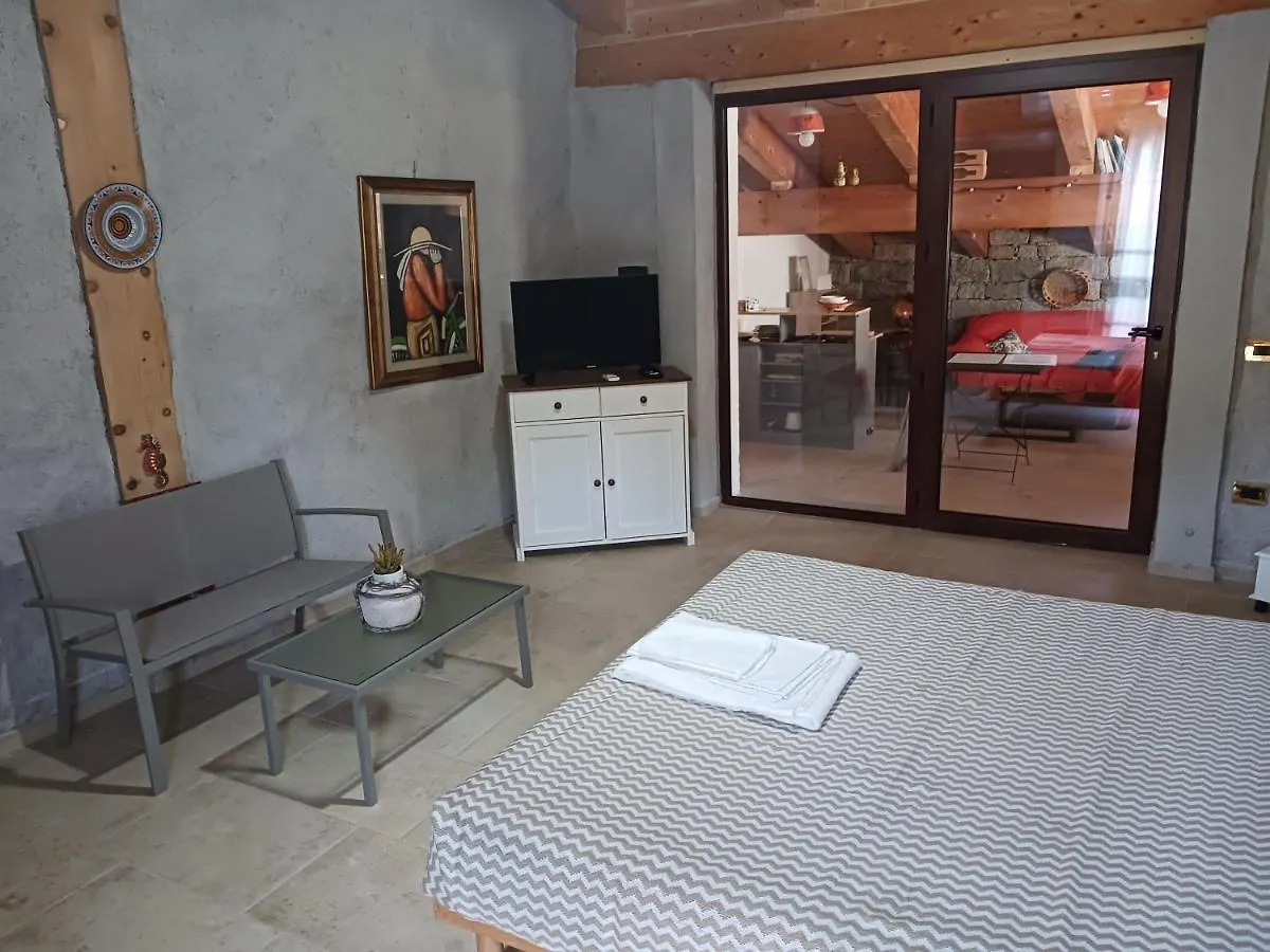 La Casa Di Paglia Hotel Girasole